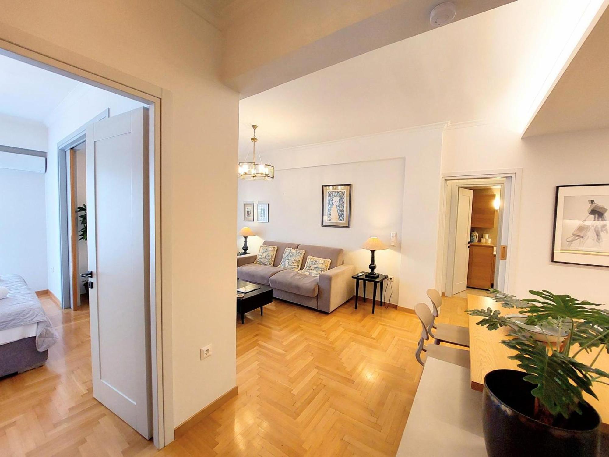 Elegant Apartment In Acropolis Athene Buitenkant foto