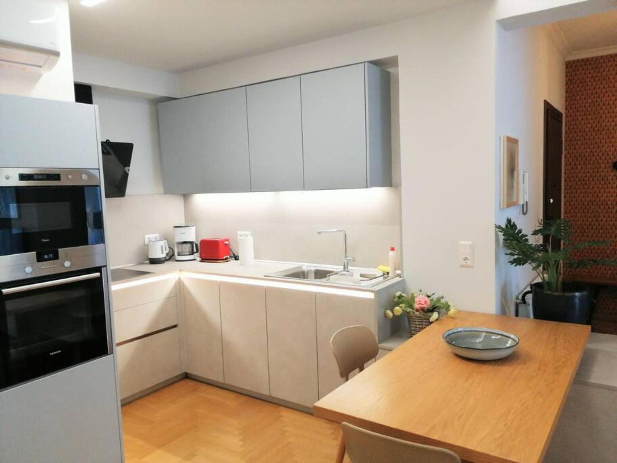 Elegant Apartment In Acropolis Athene Buitenkant foto